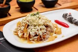 Chillaquiles Mixtos (Pollo, Res y Pastor)
