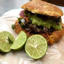 Cemita de Asada