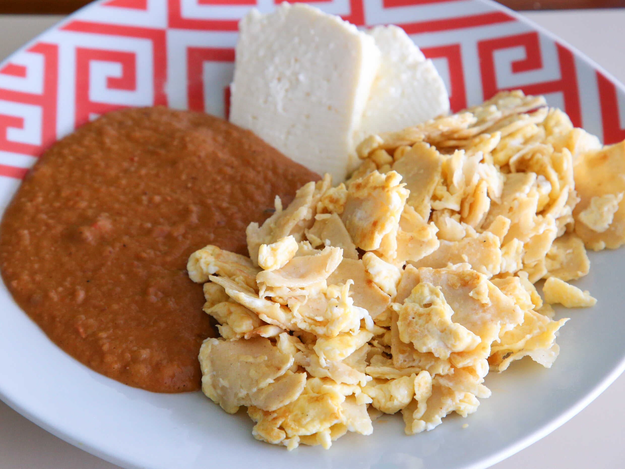 Sopita con Verdura y Mantequilla