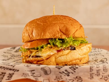 Hamburguesa Clasica + papa criolla+ limonadaNatura