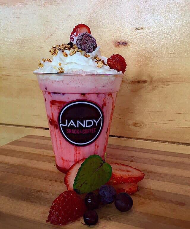 FRESAS CON CREMA ARTESANAL
