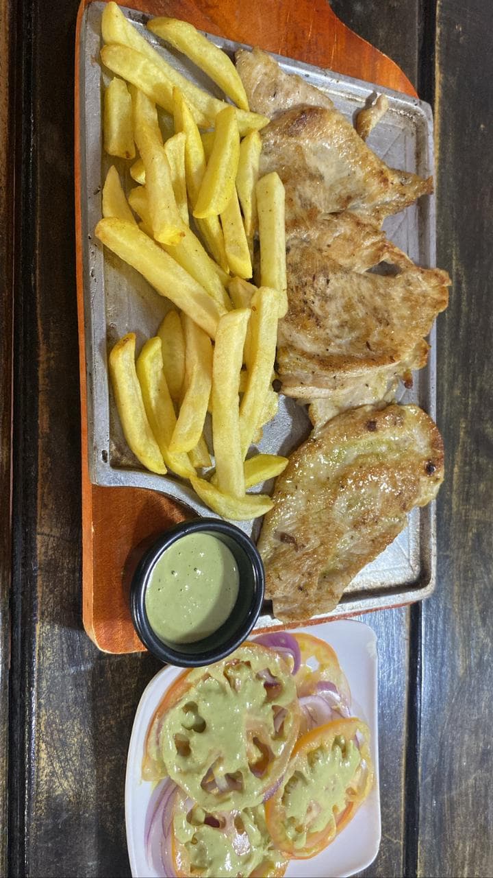 Asada Pechuga Gratinada