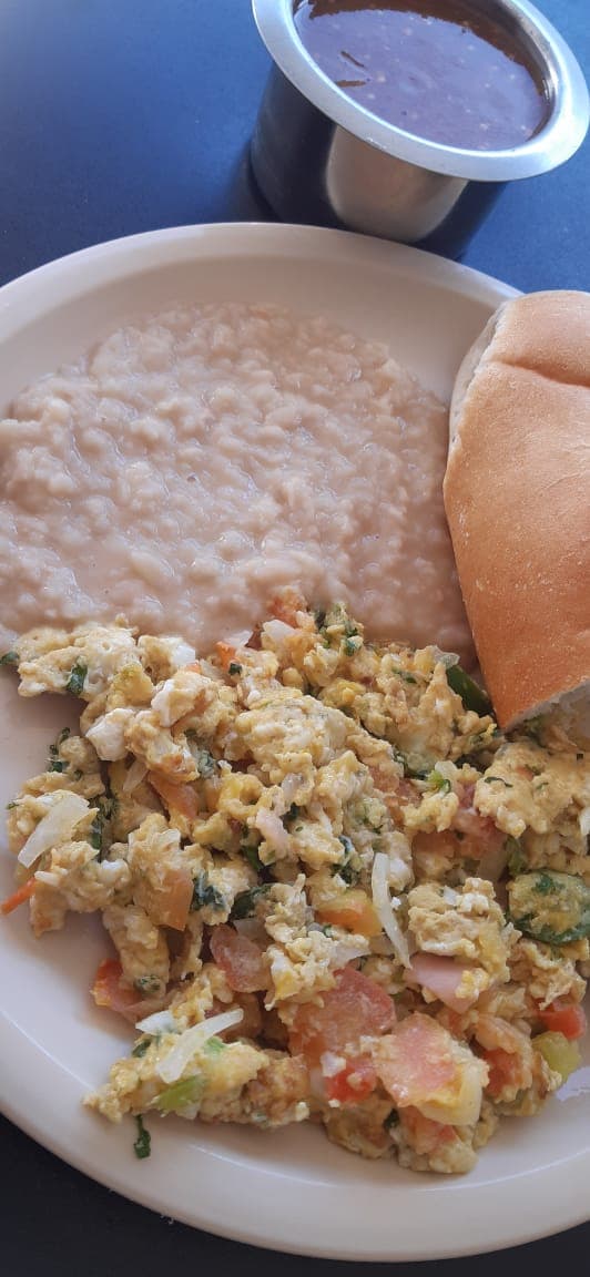 Huevos a la Mexicana