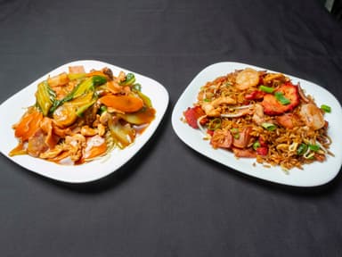 Cantonés + Chop Suey + Coca Cola 1,5L