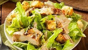Ensalada César con Pollo