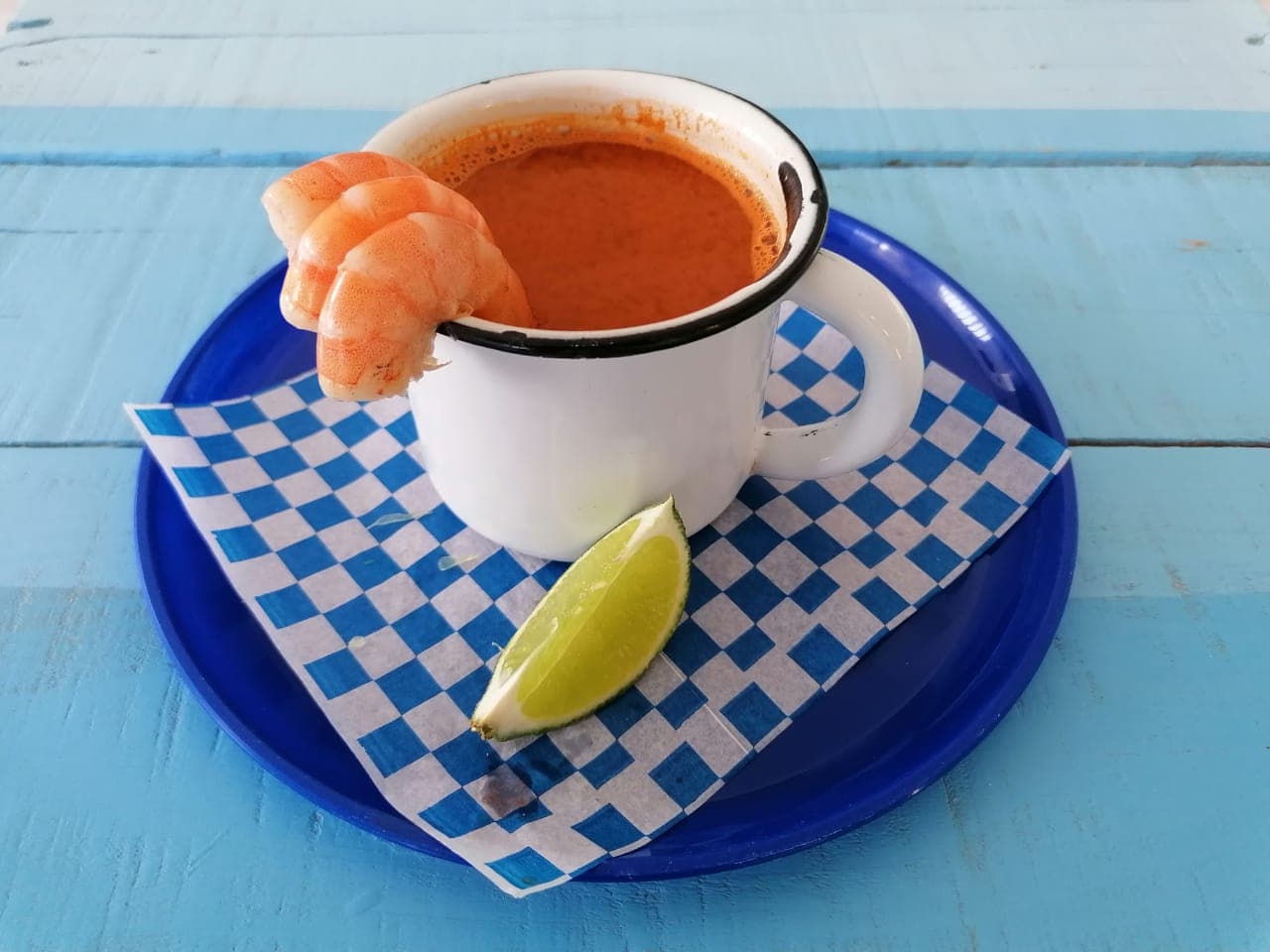 CALDO DE CAMARÓN CON ESPINAZO