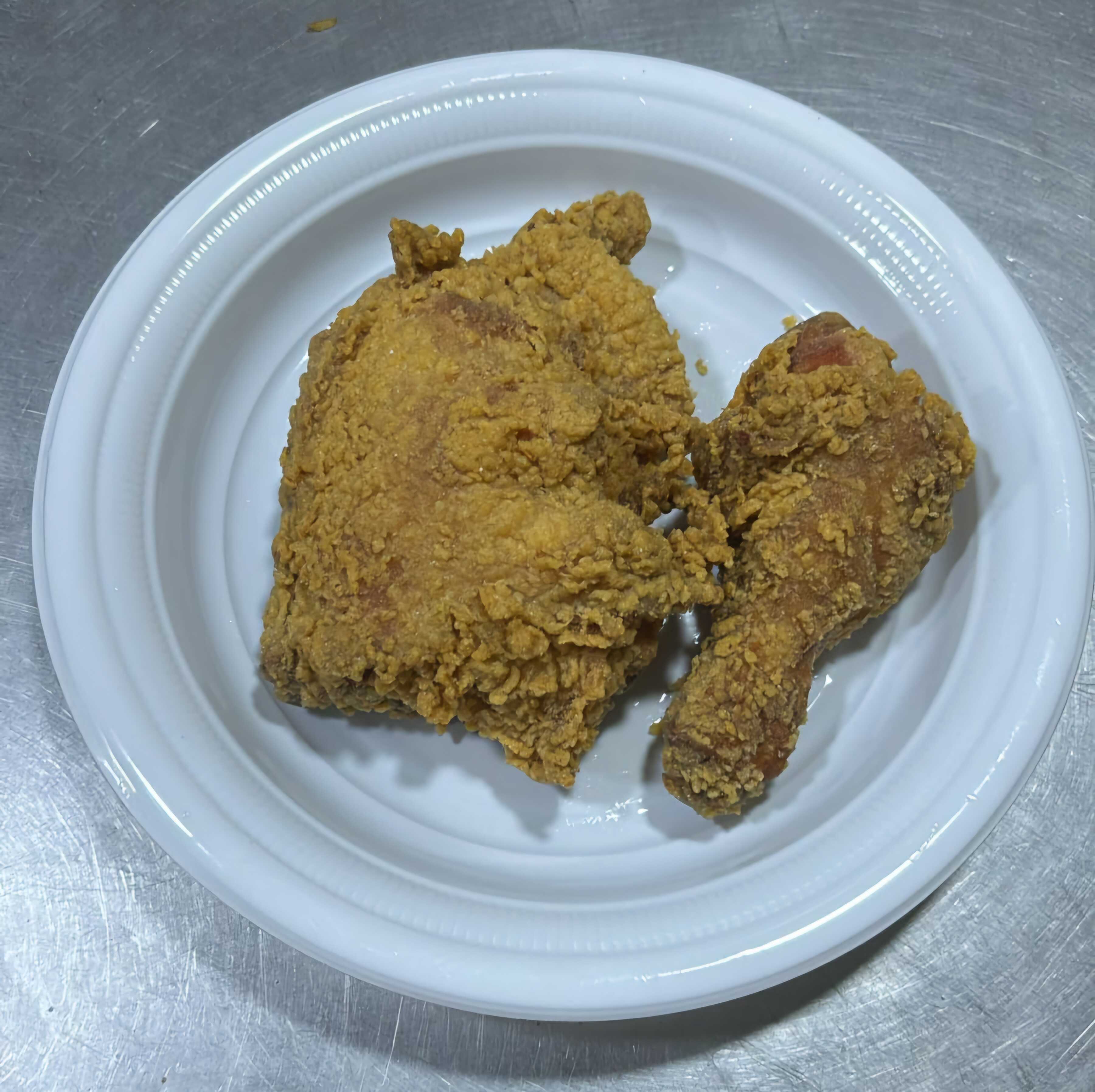 Porción de pollo frito