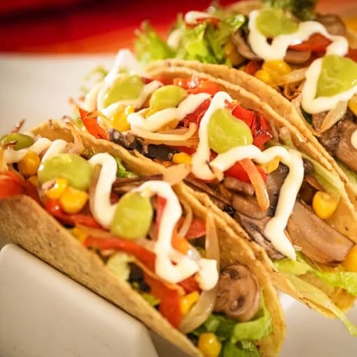 Trio de Tacos Vegetarianos