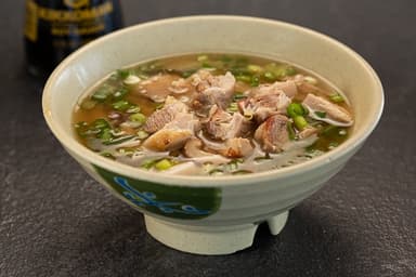 Caldo Miso con Pollo