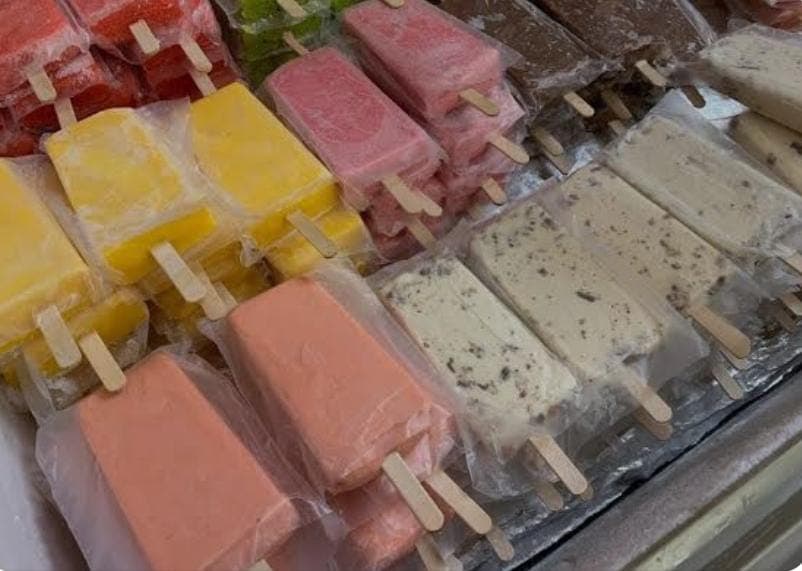 3 PALETAS DE AGUA
