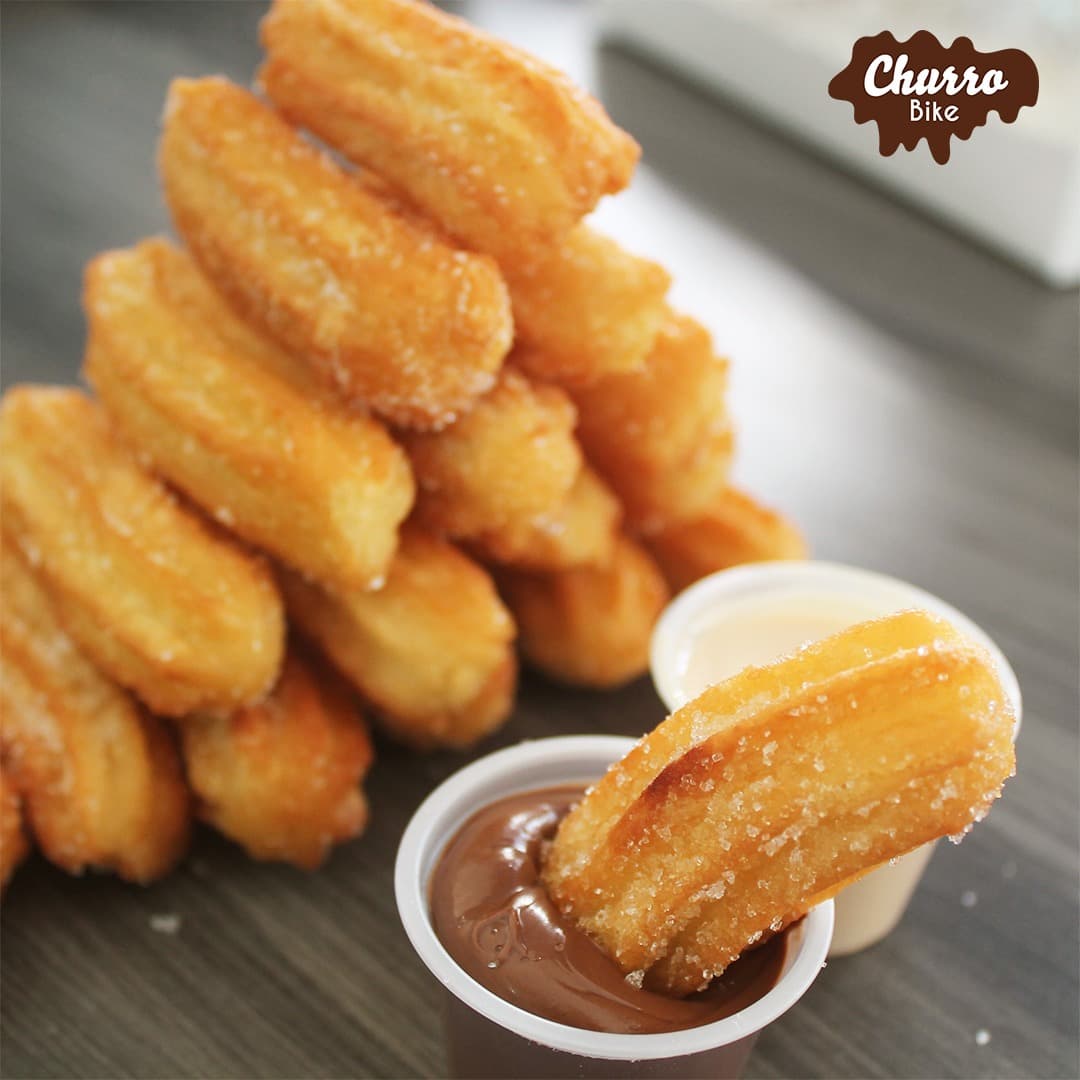 14 Mini Churros + 1 Salsa