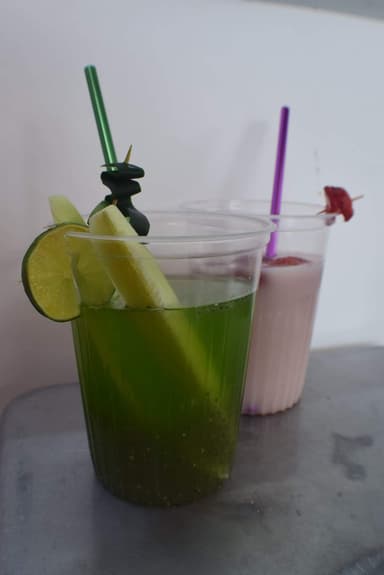 Agua Pepino con Limón y Chía 1/2