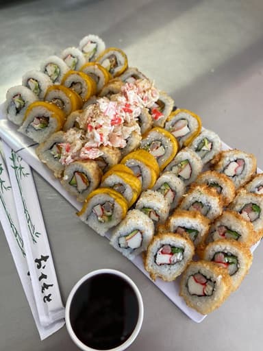 40 Piezas de Sushi