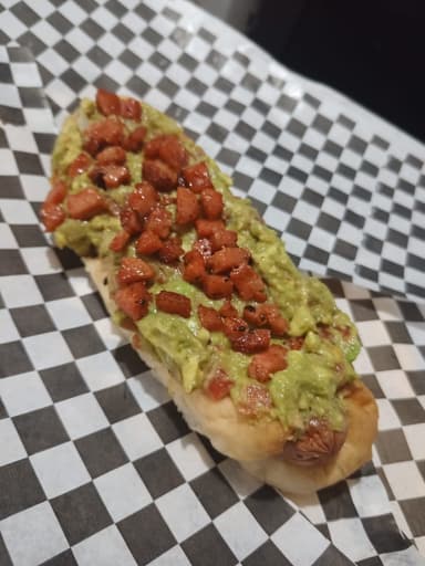 Hot Dog Guacamole