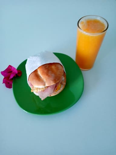 Torta de Huevo con Jamón
