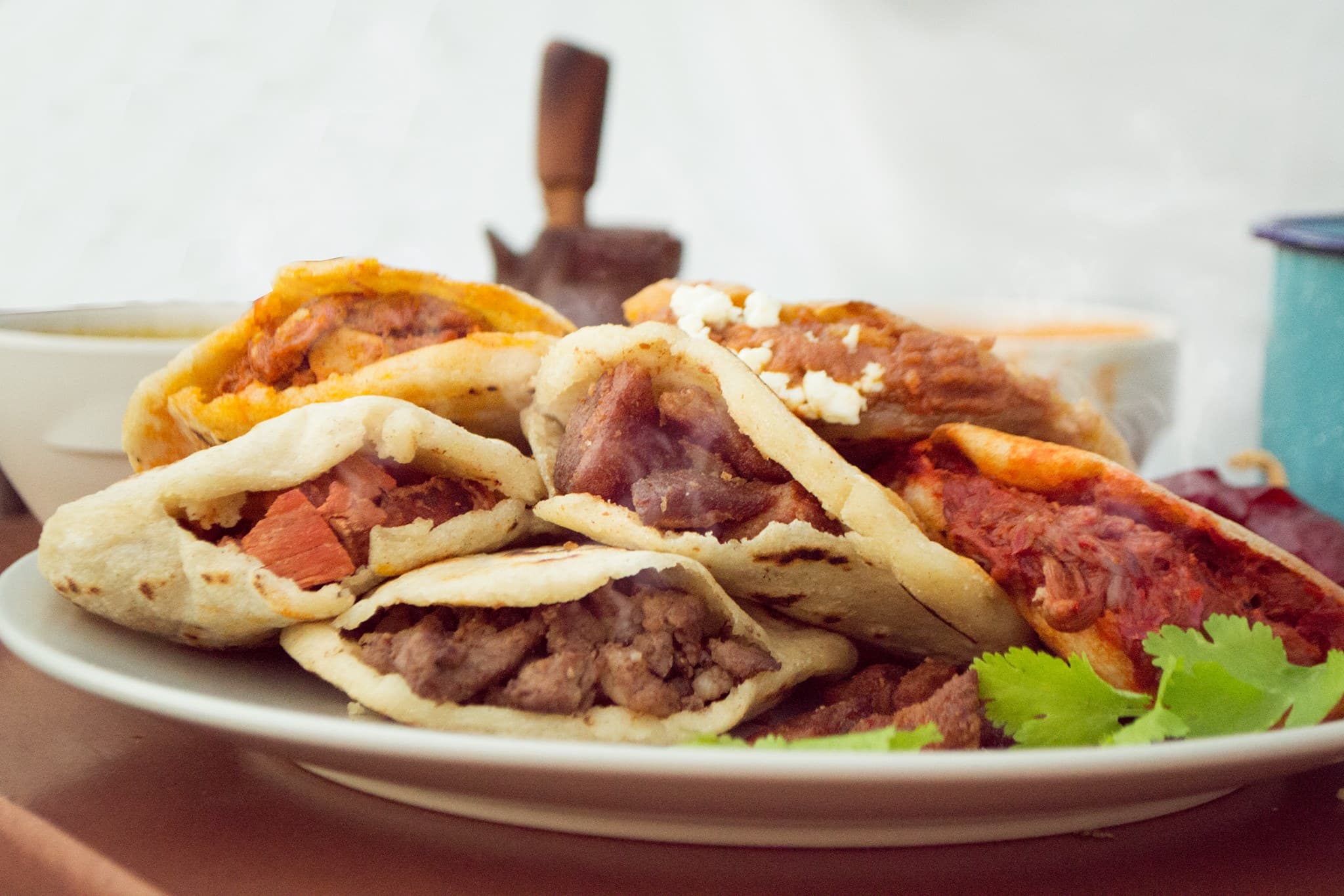 Gordita de Carne Deshebrada *