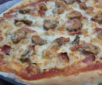 Pizza Provolone