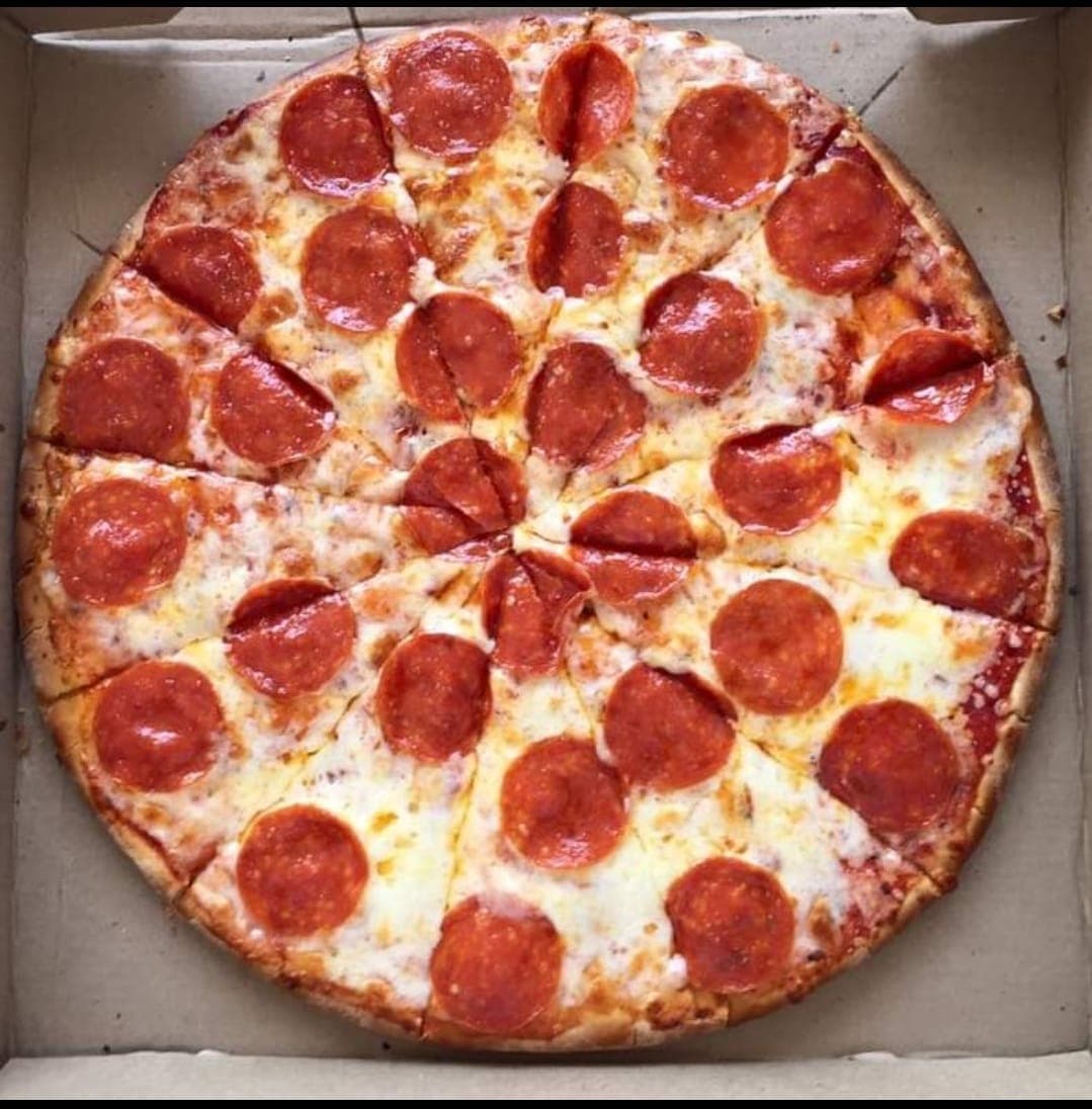 Pizza de Peperoni o Queso