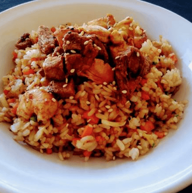 2 Yakimeshi 1 Sumashi 3 Rollos 5 Kushiages Queso