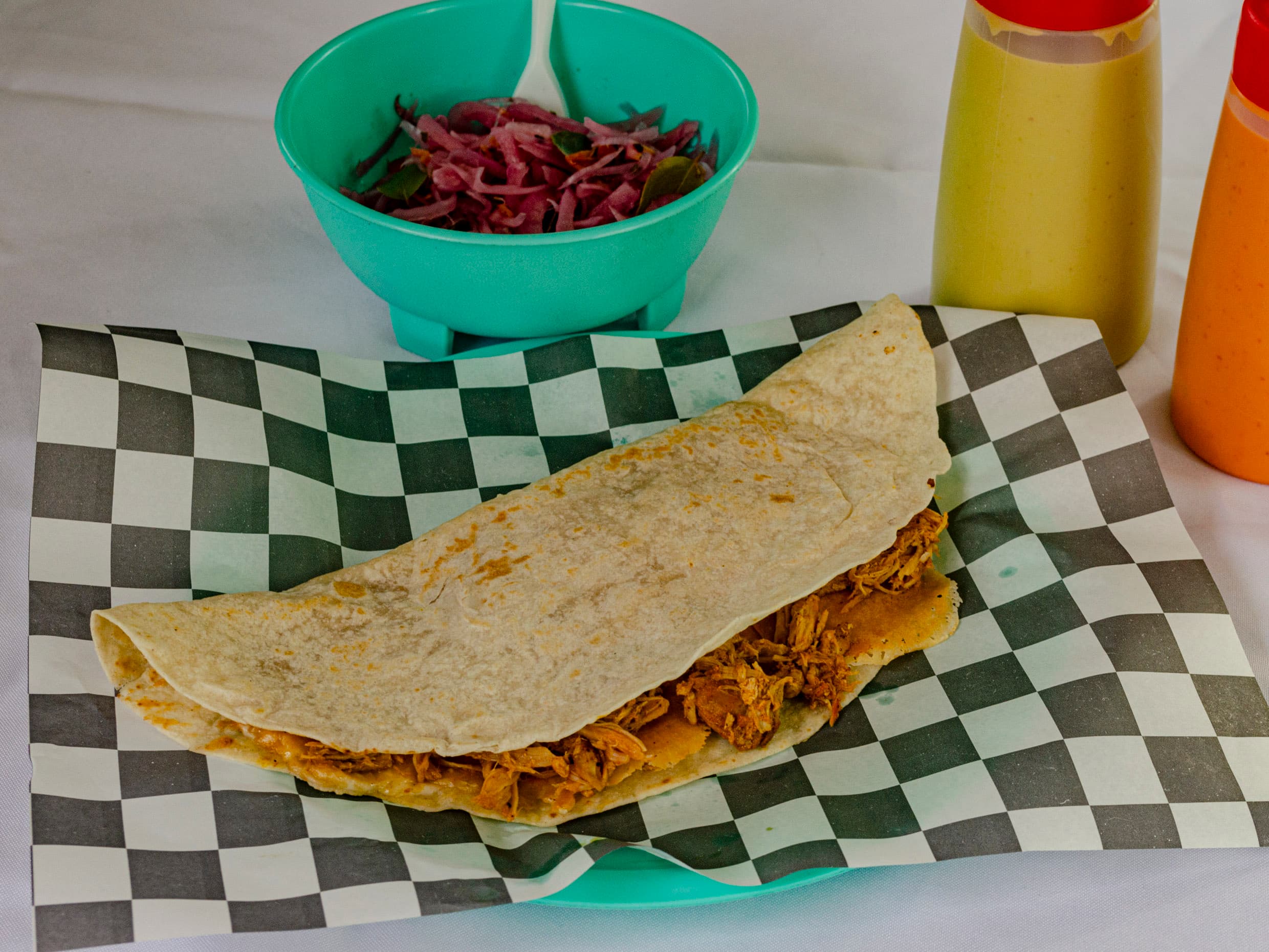 Quesadilla con Cochinita