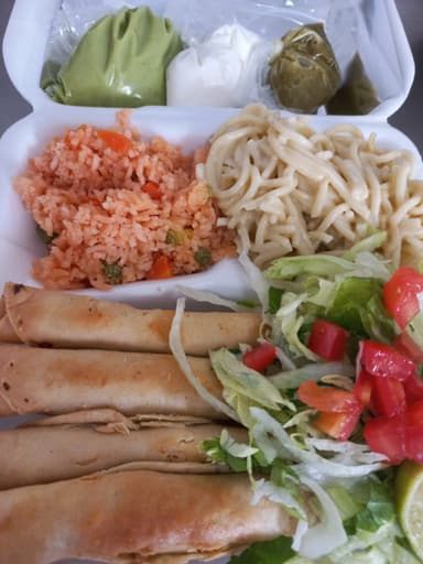 Flautas de Pollo
