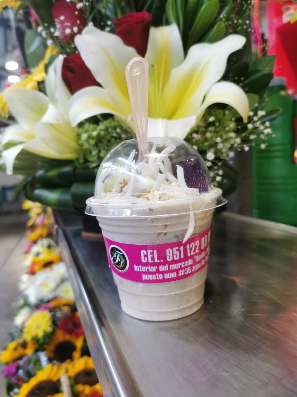 Yogurt escolar avena con nuez natural artesanal.