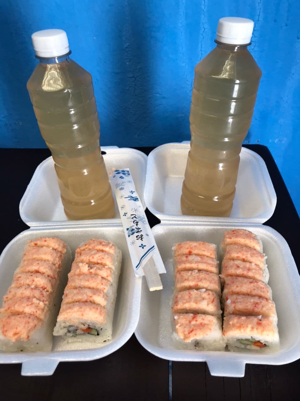 Combo 2 Sushis Naturales + 2 Tés Helados