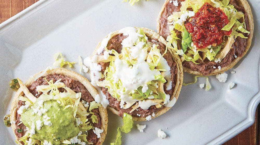 Orden de 3 Pz Sopes Res y Pollo