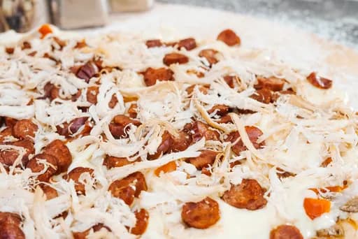 Pizza Especial (4 porciones)