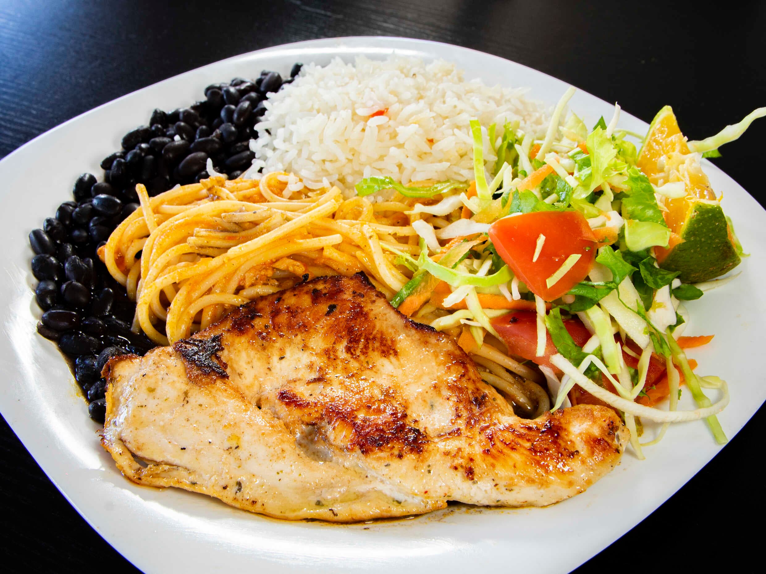 Combo-Casado con Bistec + Refresco