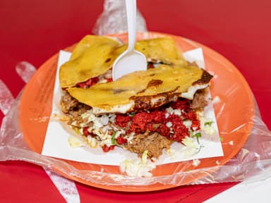 Quesadilla Dorada Campechana