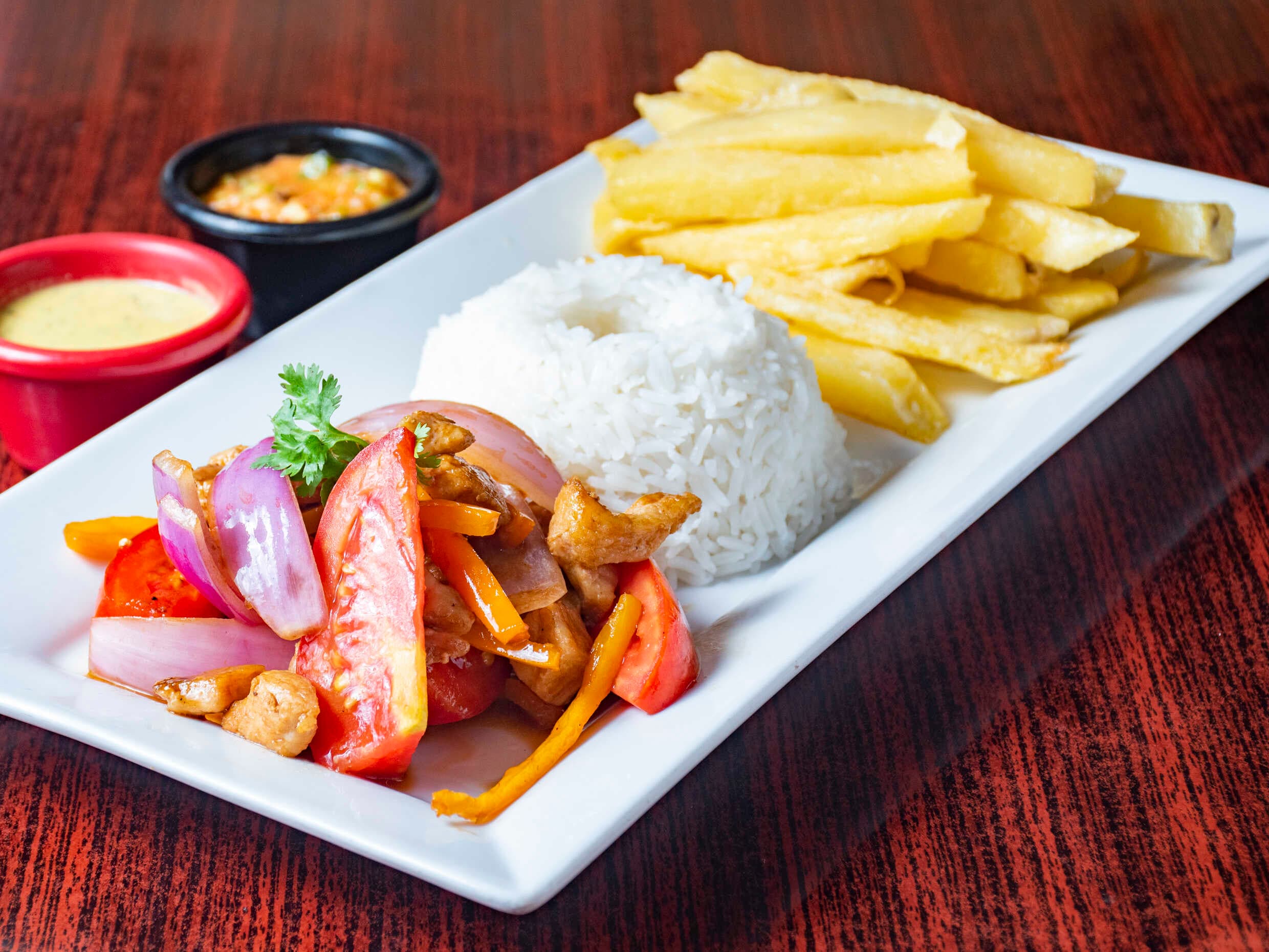 Pollo Salteado