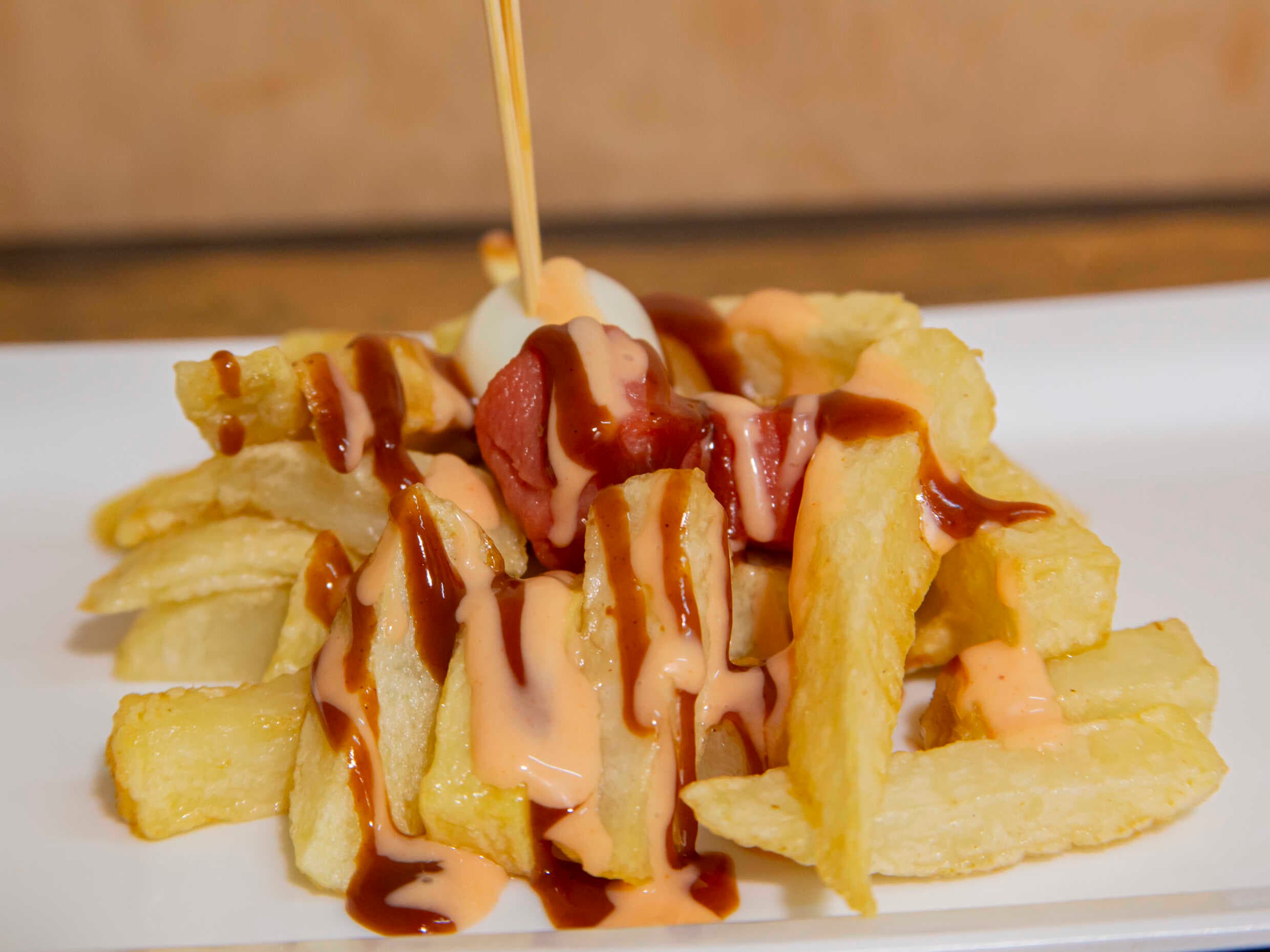 Salchipapas