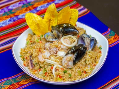 Arroz Chaufa de Mariscos