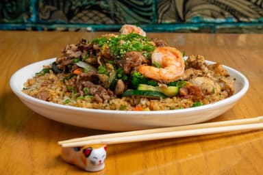 Yakimeshi Mixto.