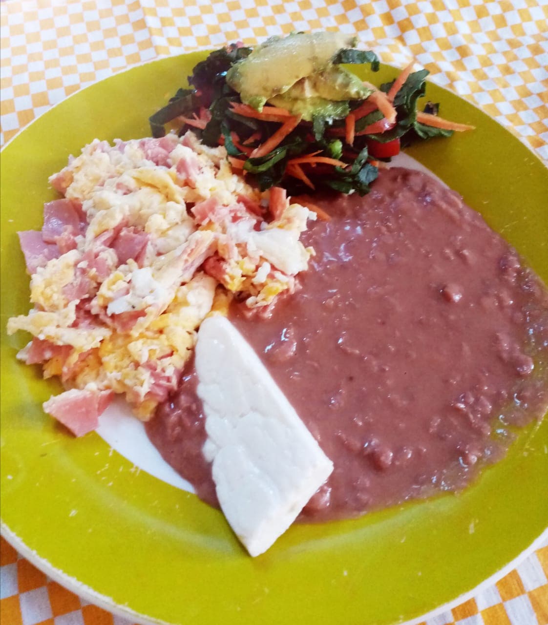 Huevos con Jamón