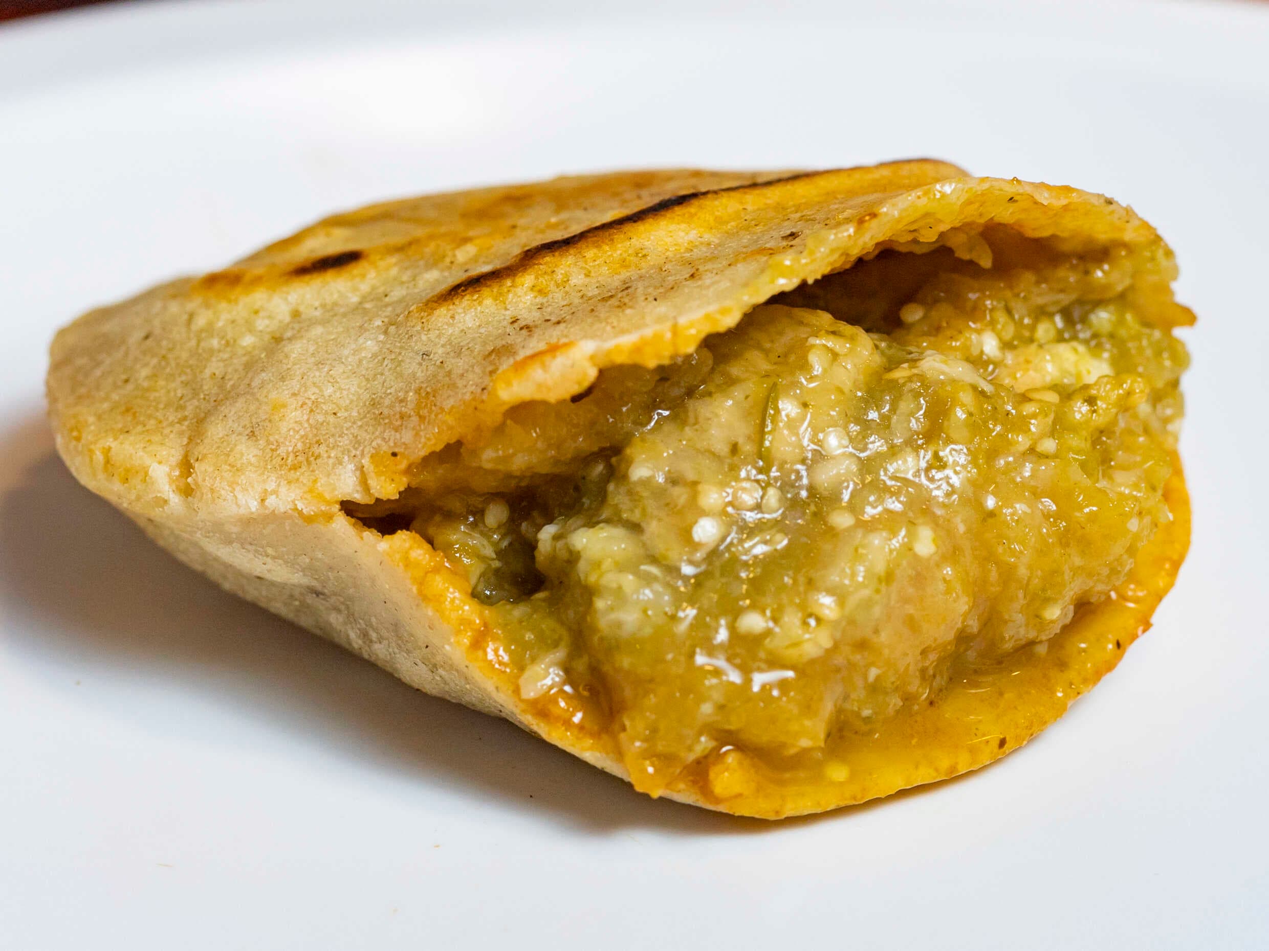 Chicharrón Guisado en Salsa Verde