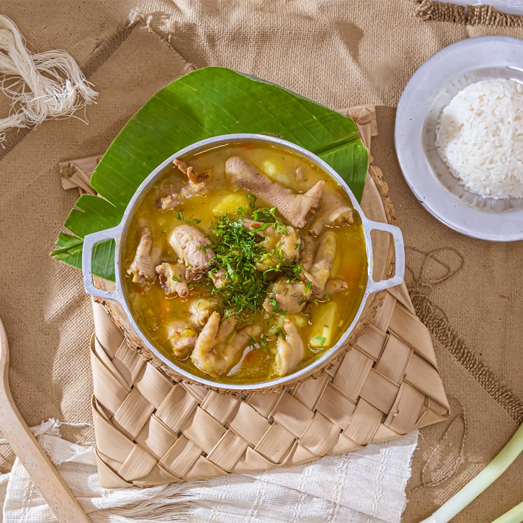 Sopita de Menudencia
