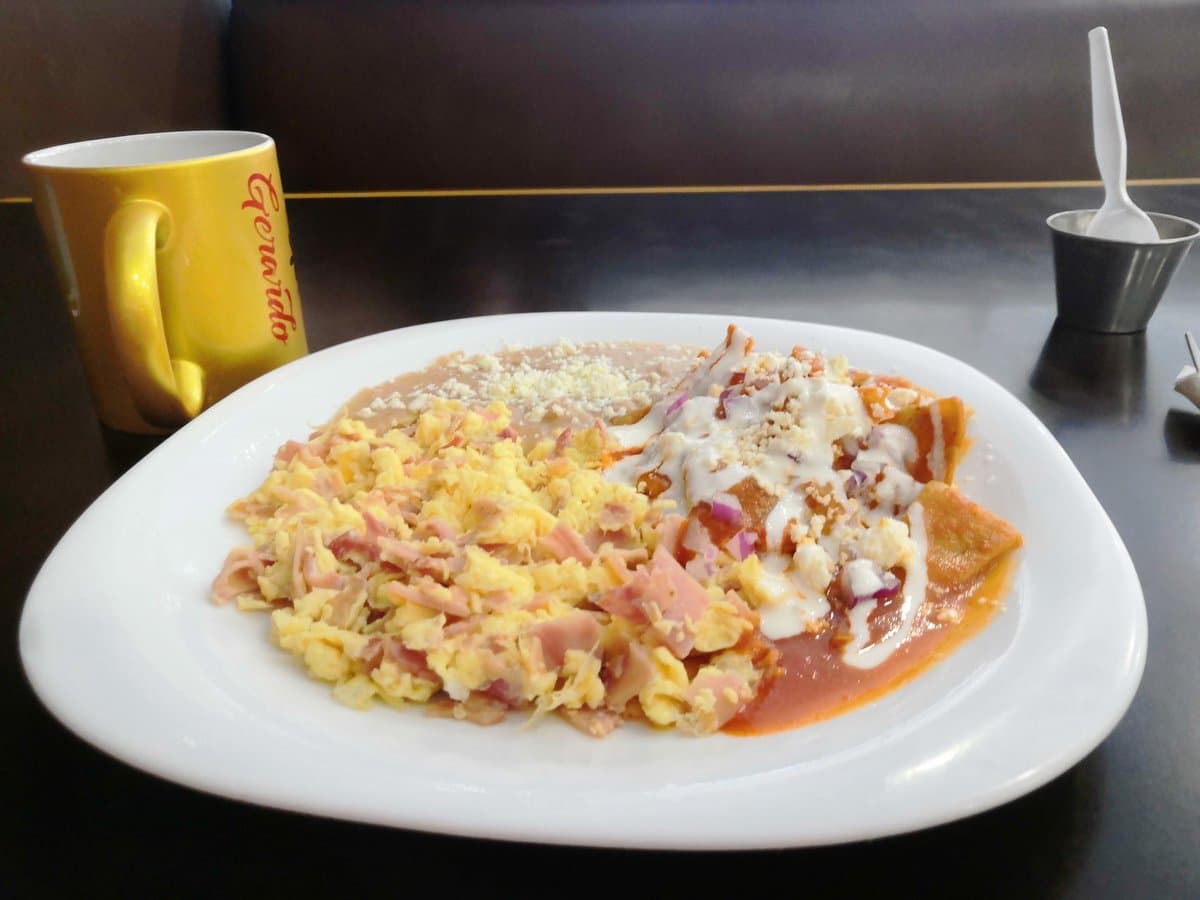 Huevos con Jamón