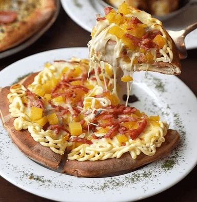 Pizza Estofada Hawái Pequeña