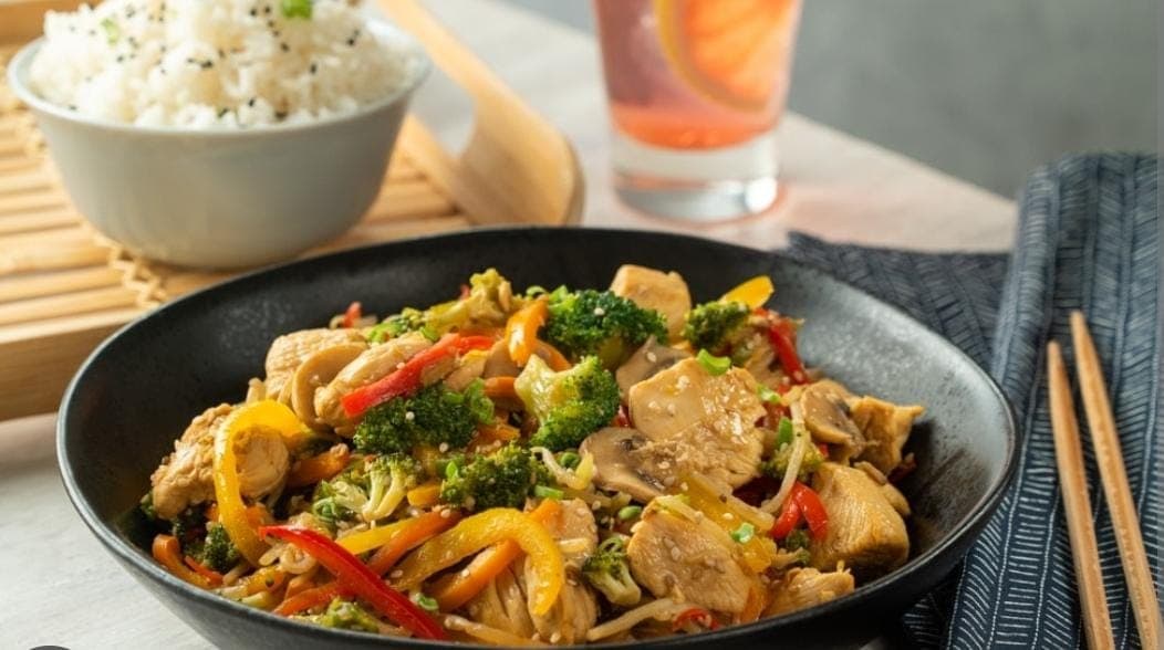 Chop Suey de Pollo