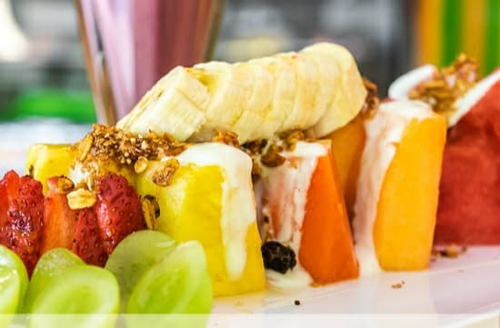 Cocktail de frutas + Jugo verde