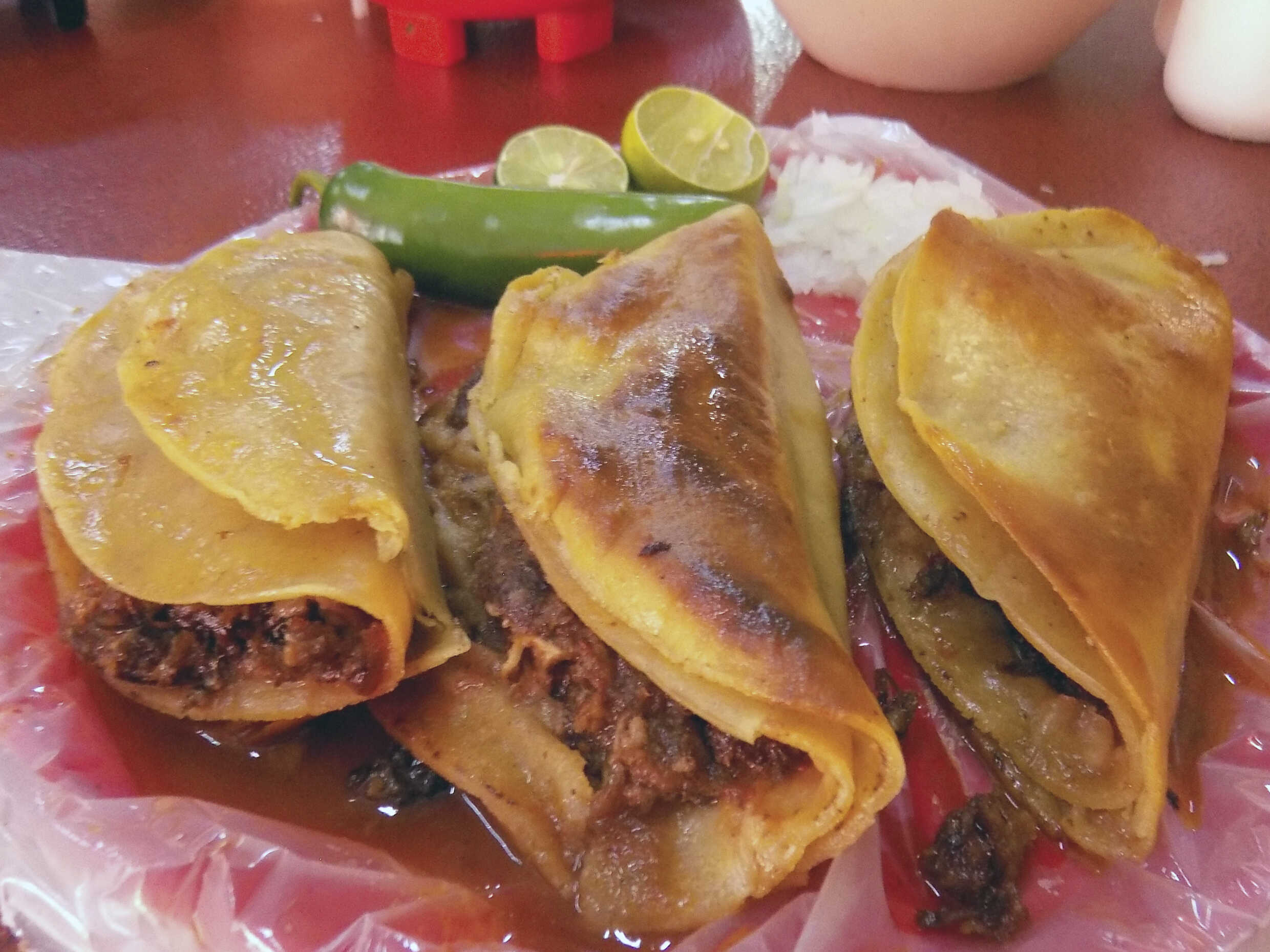 Taco Dorado de Birria de Res.