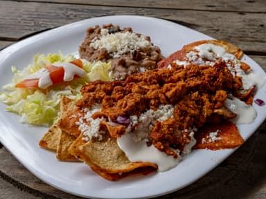 Chilaquiles con Chorizo