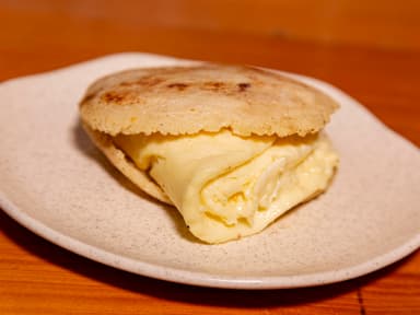 Arepa Queso de mano