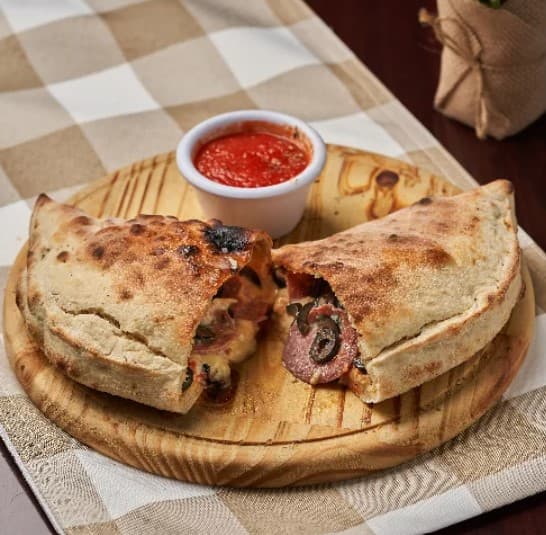 Calzone Pepperoni