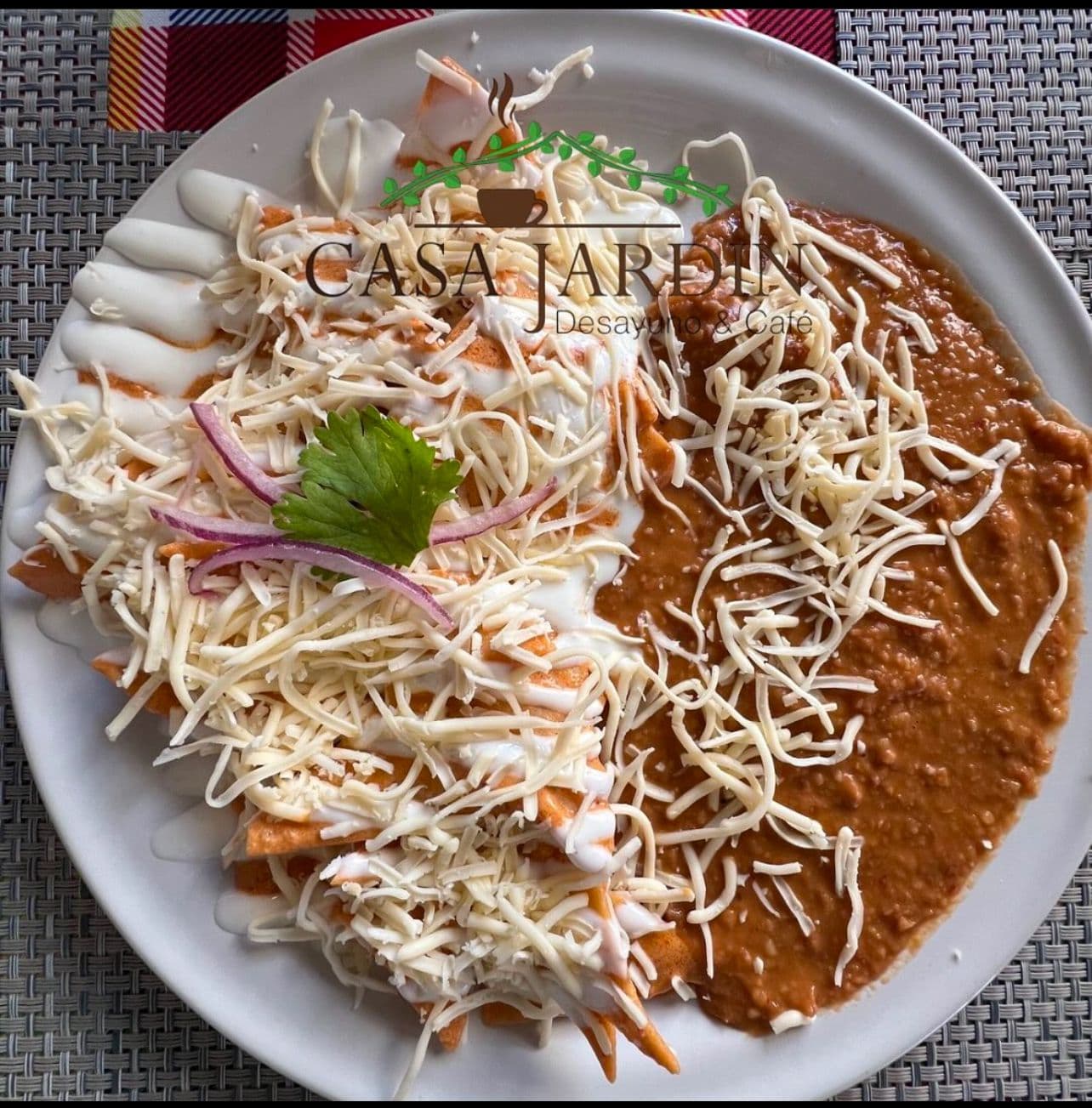 Chilaquiles clásicos