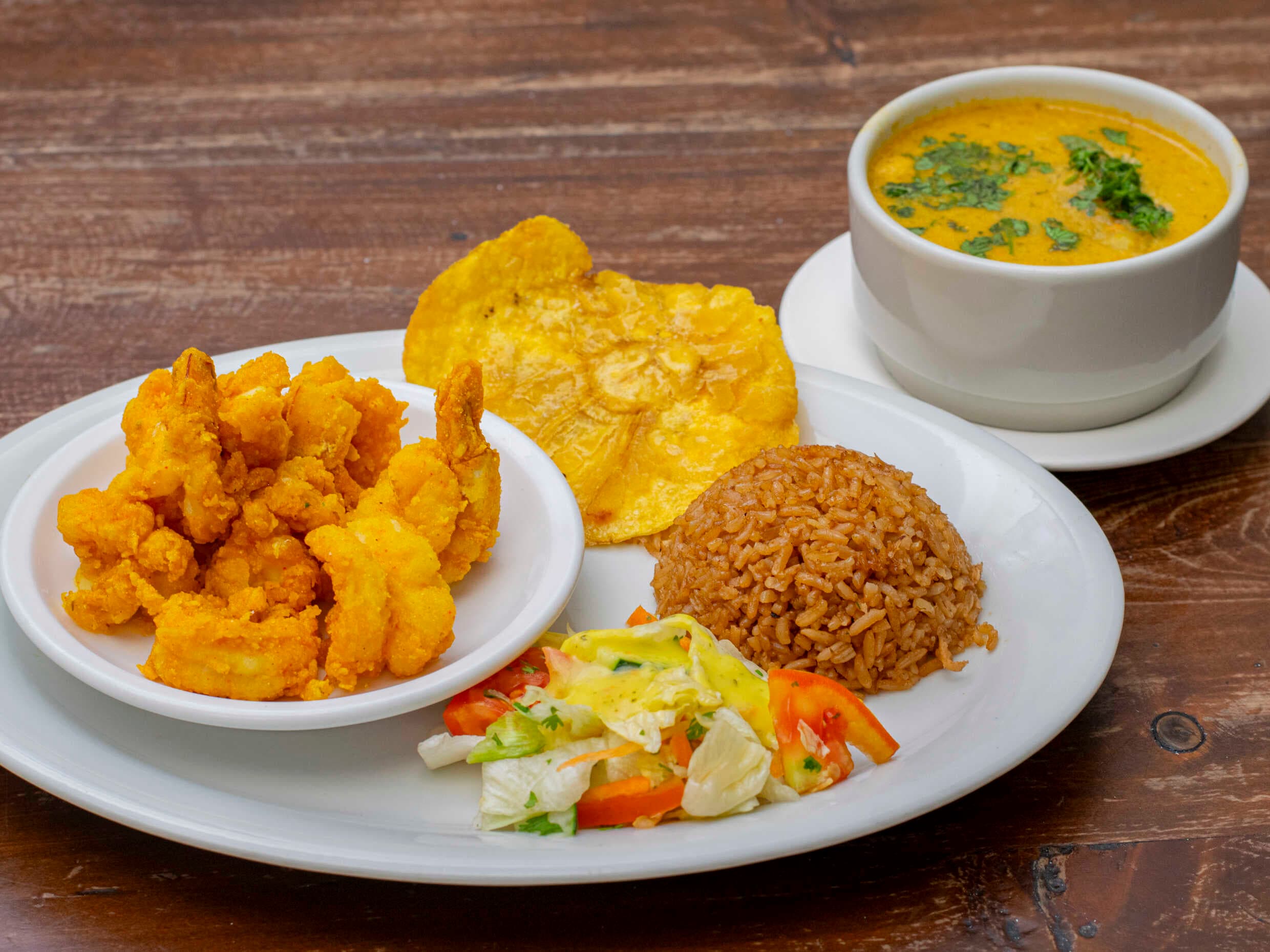 Langostinos Apanados + Sancocho de Pescado
