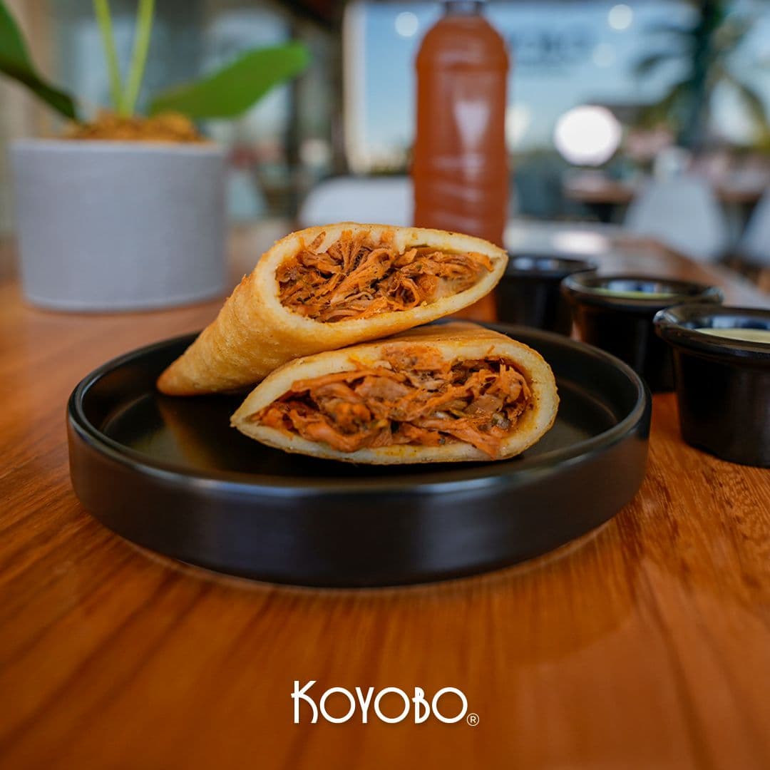 Empanada de Carne Mechada