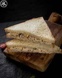 Grilled Chicken Sándwich